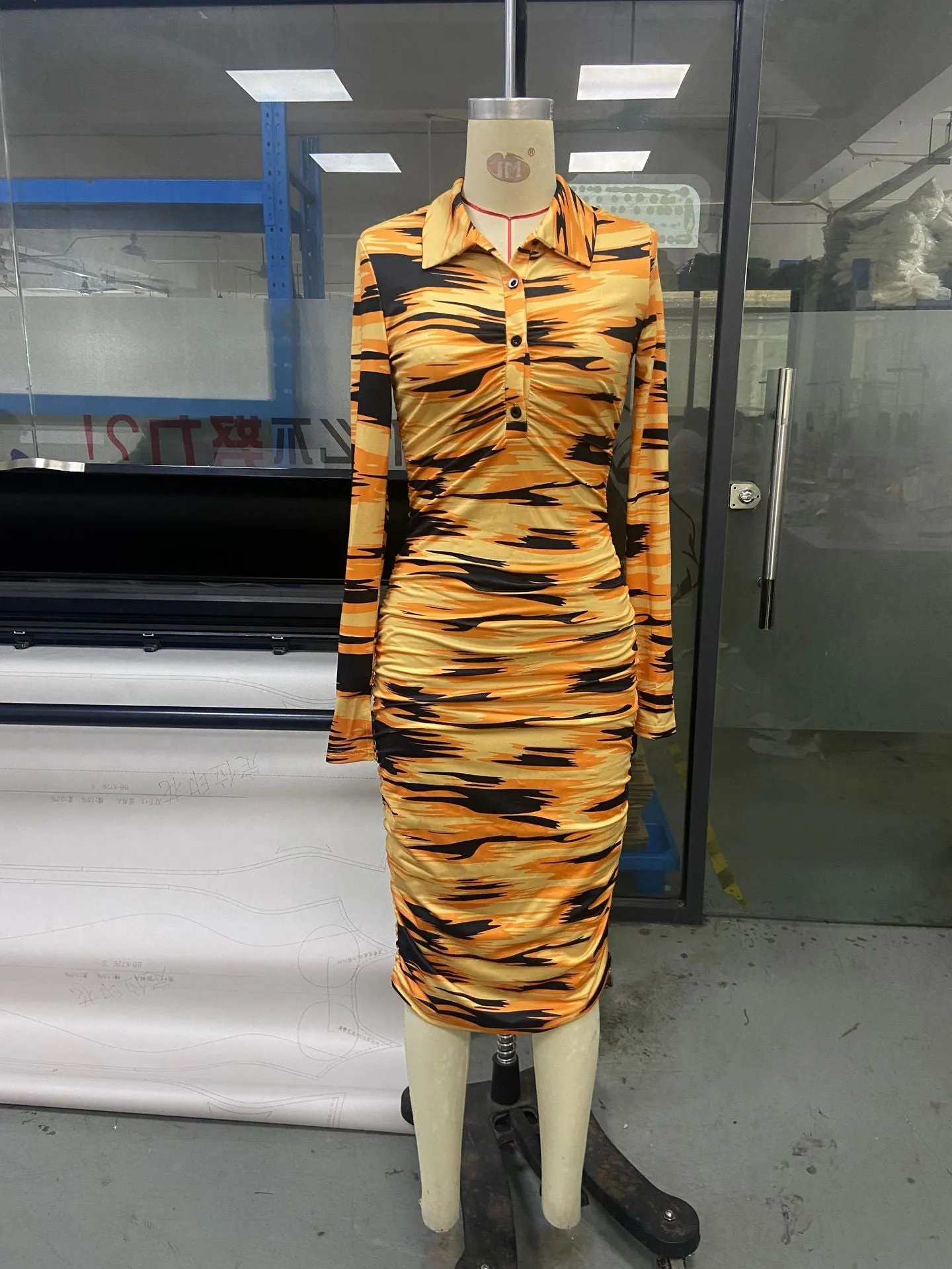 Elowyn - Elegant Printed Bodycon Midi Dress for Women