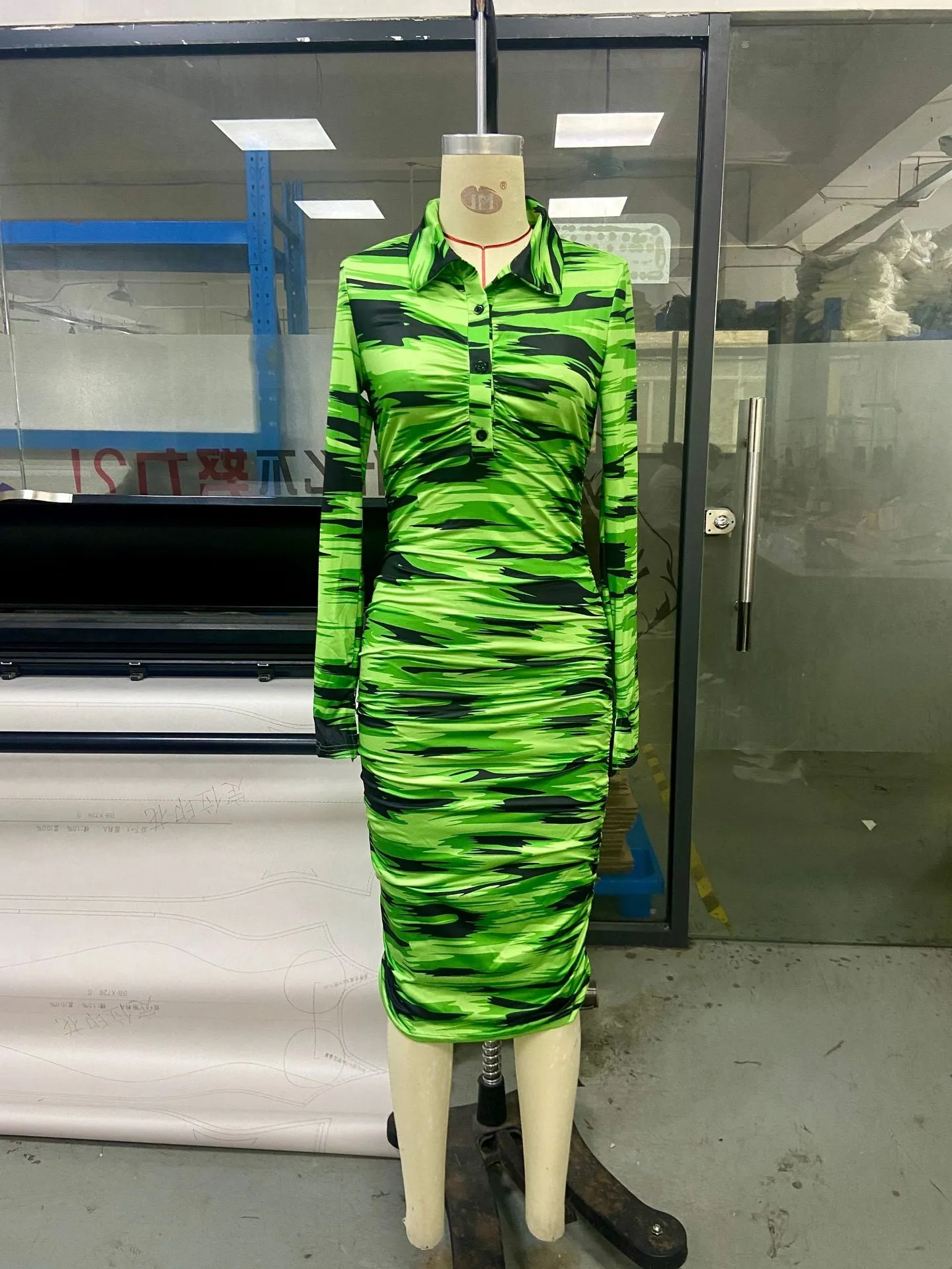 Elowyn - Elegant Printed Bodycon Midi Dress for Women
