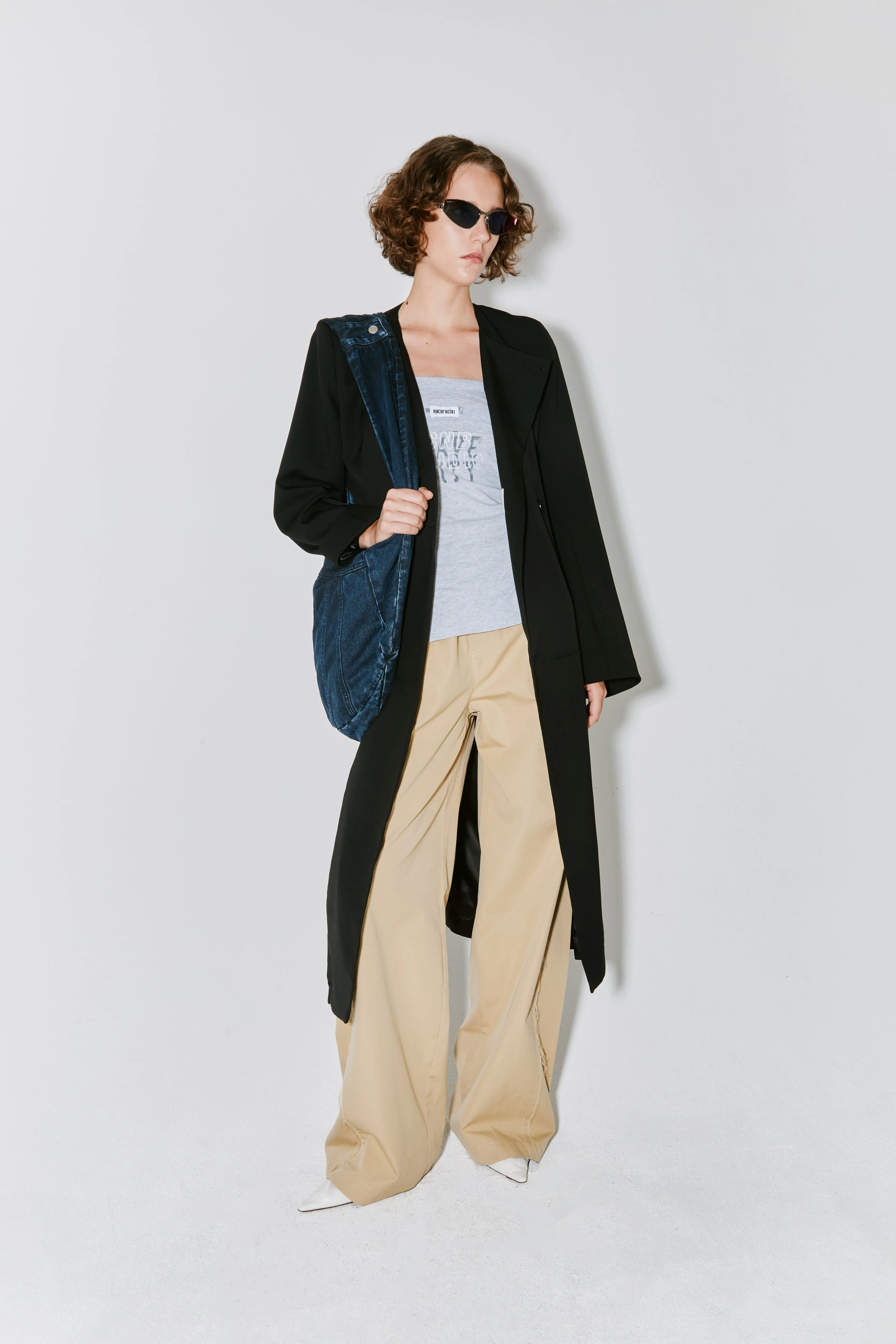 MOA jacket black