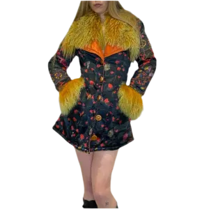 Save The Queen! Mongolian Coat (M)
