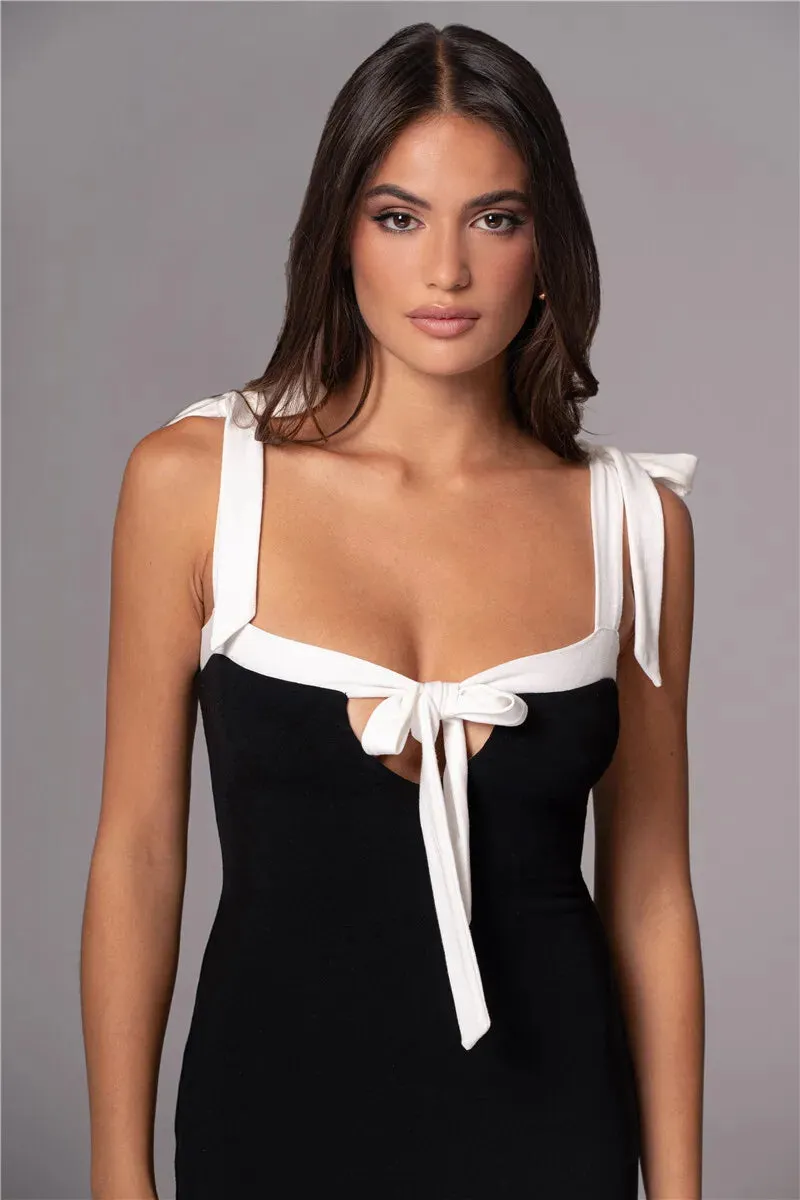 Sophisticated Sleeveless Maxi Dress - Perfect for Cocktail Parties