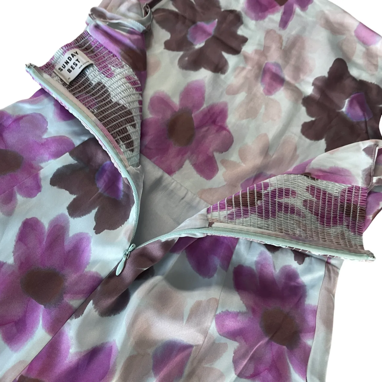 Sunday best Womens Purple Floral Silk Bodycon Size XS soft material   BOLD MULTI COL FLORAL 100% SILK l 27 W 12 SKU 5155