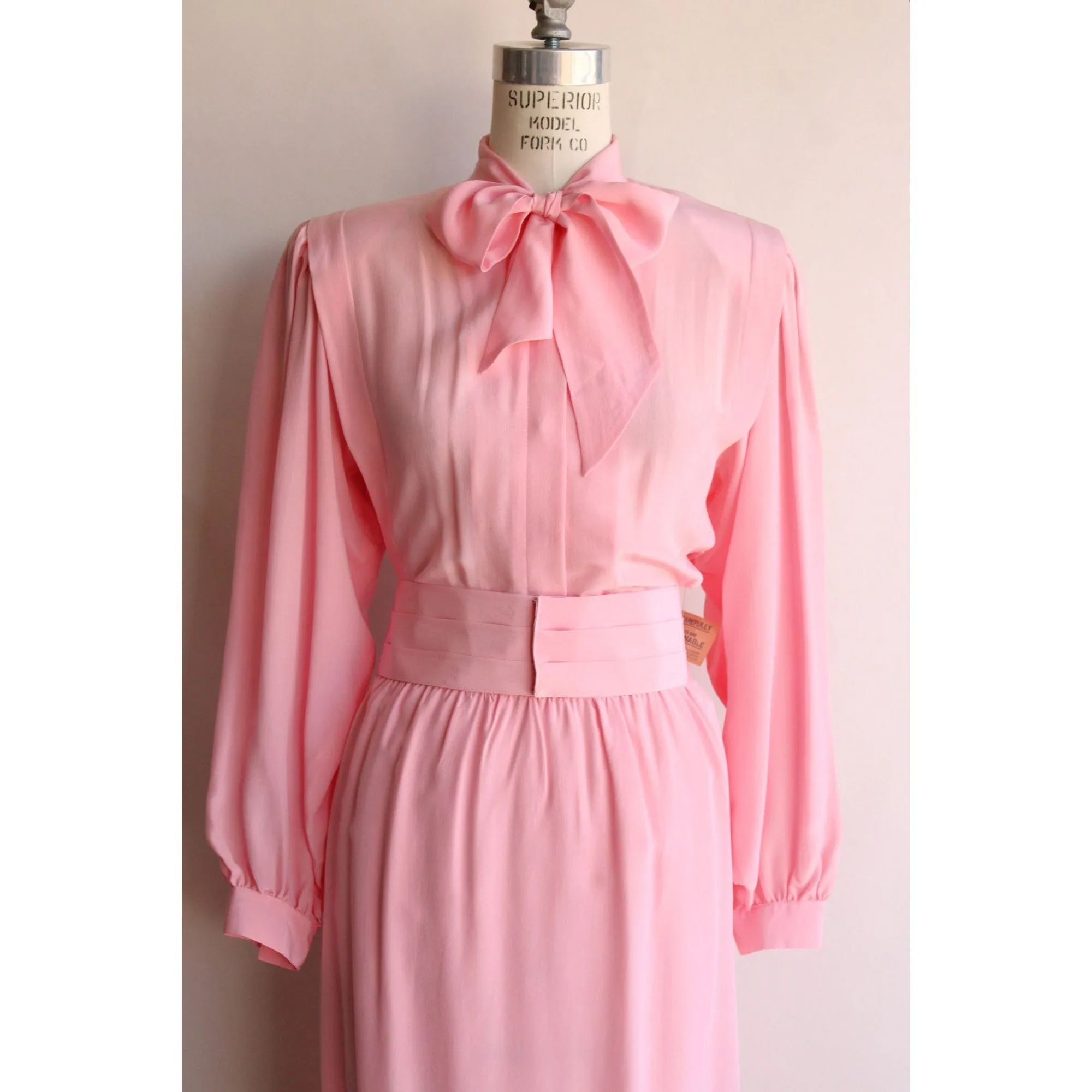 Vintage 1980s NWT Pink Rayon Secretary Dress with Pockets